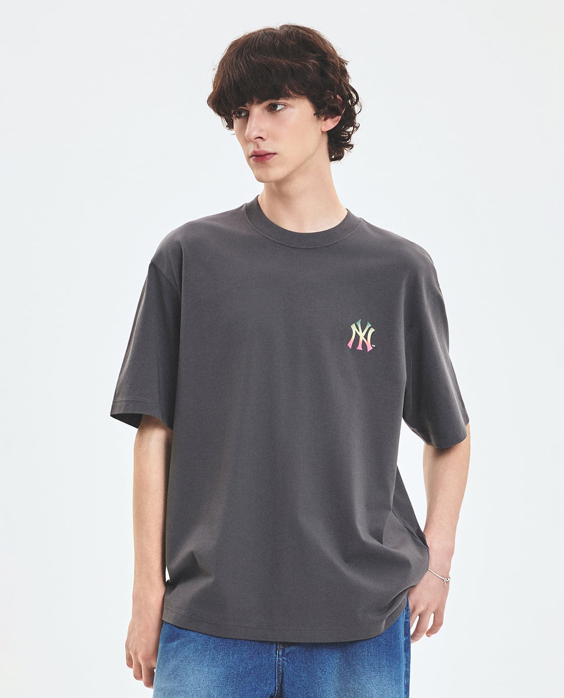 MLB - Áo thun unisex tay ngắn Summer Vintage-Washing Graphic