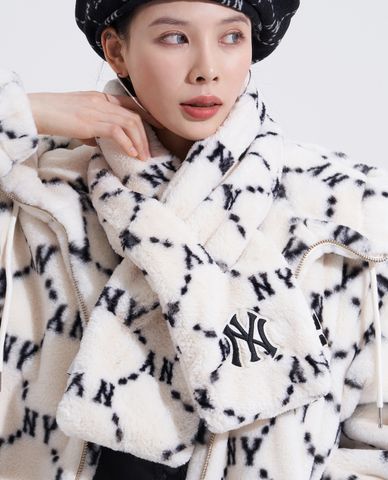  MLB - Khăn choàng unisex chữ nhật Dia Monogram Fur Muffler 