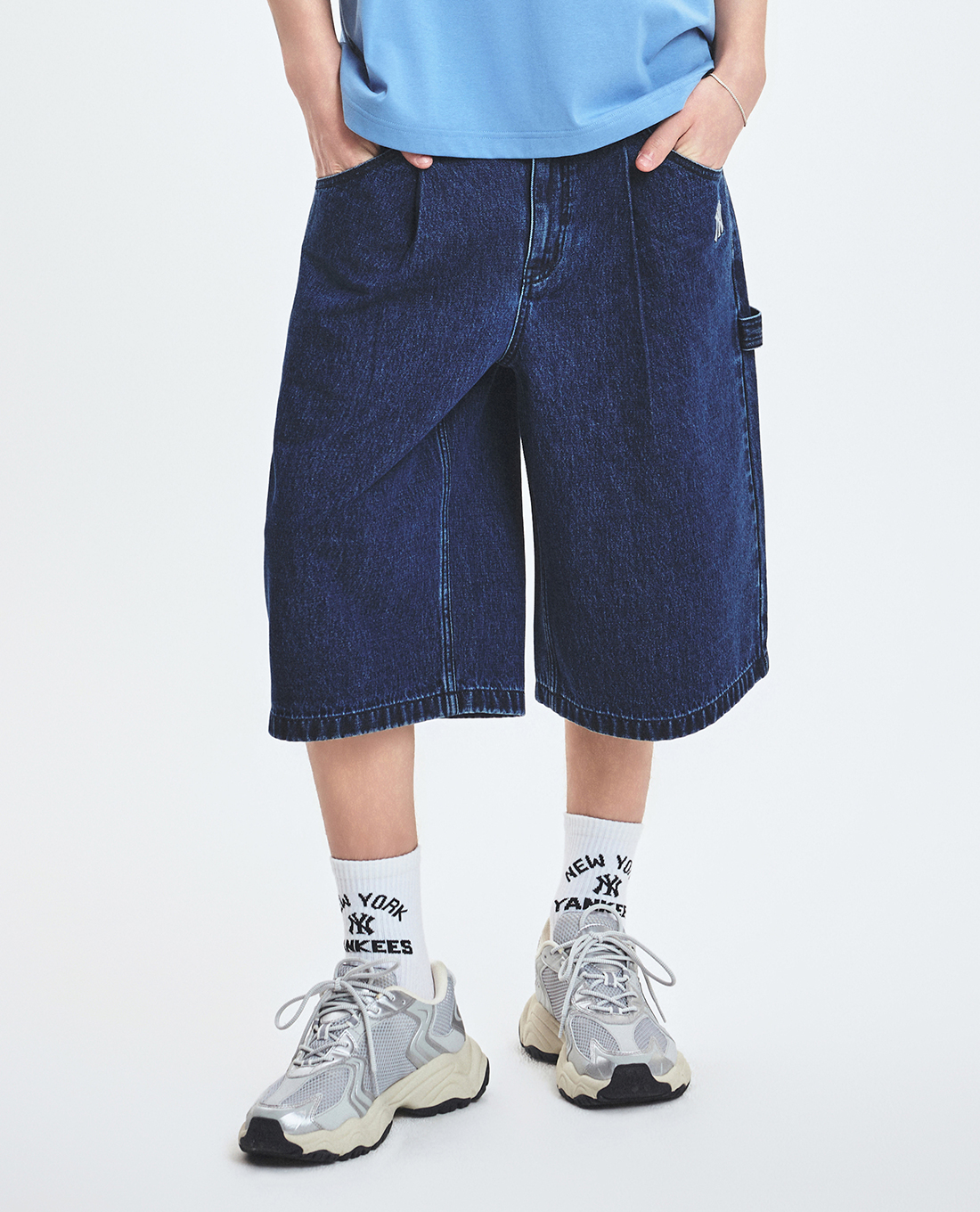MLB - Quần shorts jeans nam Basic Small Logo