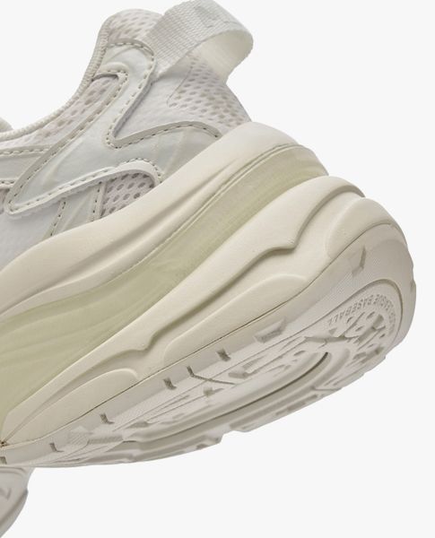 Du lịch, di chuyển nhiều giờ