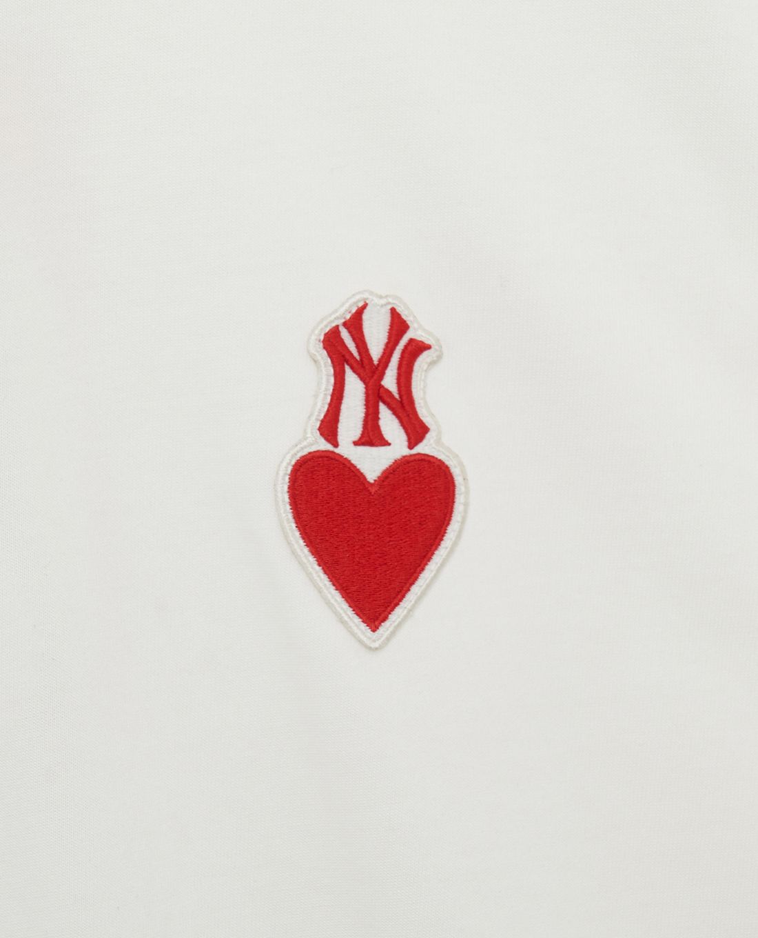 Áo Thun MLB Heart OverFit New York Yankees White BIR MLB Việt Nam #47 Áo Thun MLB Heart OverFit New York Yankees White BIR MLB Việt Nam