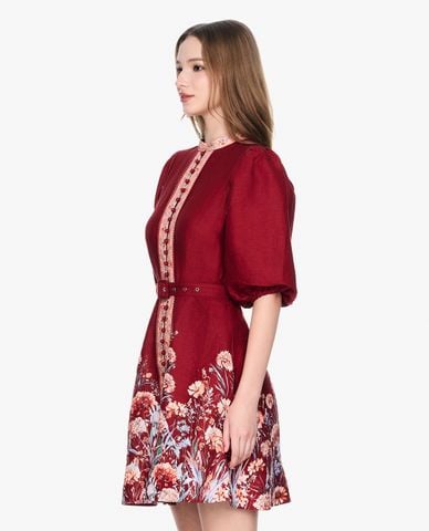  GIGI - Đầm mini cổ tròn tay ngắn in hoa phối thắt lưng thời trang 