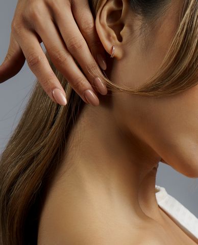  CECI - Khuyên tai nữ nửa khoen tròn đính đá thời trang 