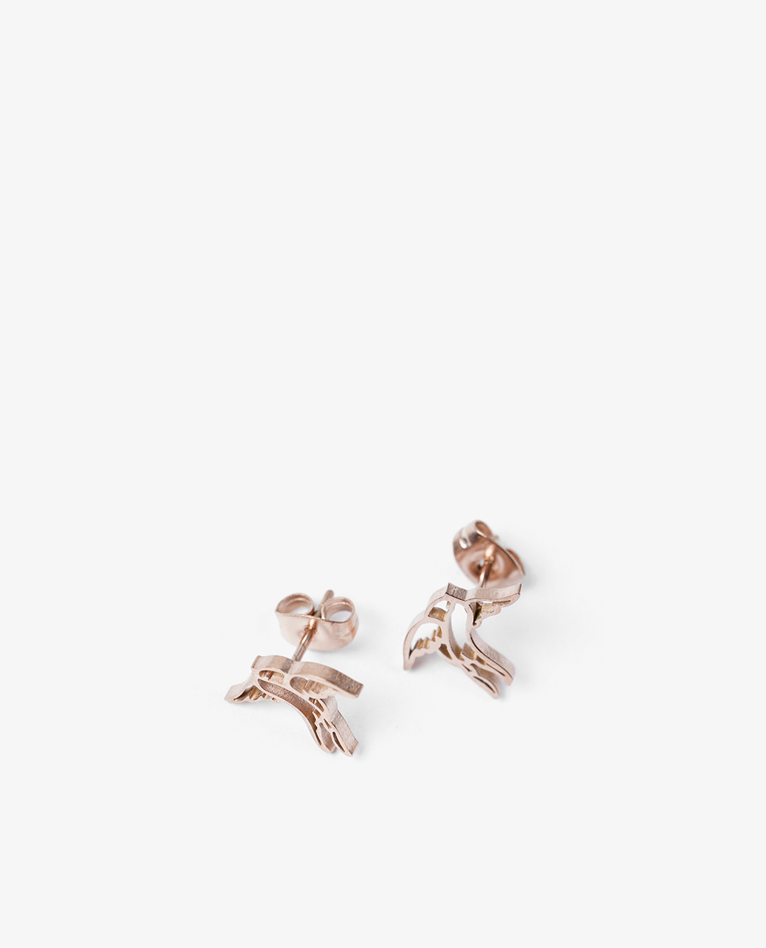 CECI - Khuyên tai nữ xỏ lỗ thiết kế chim én thời trang