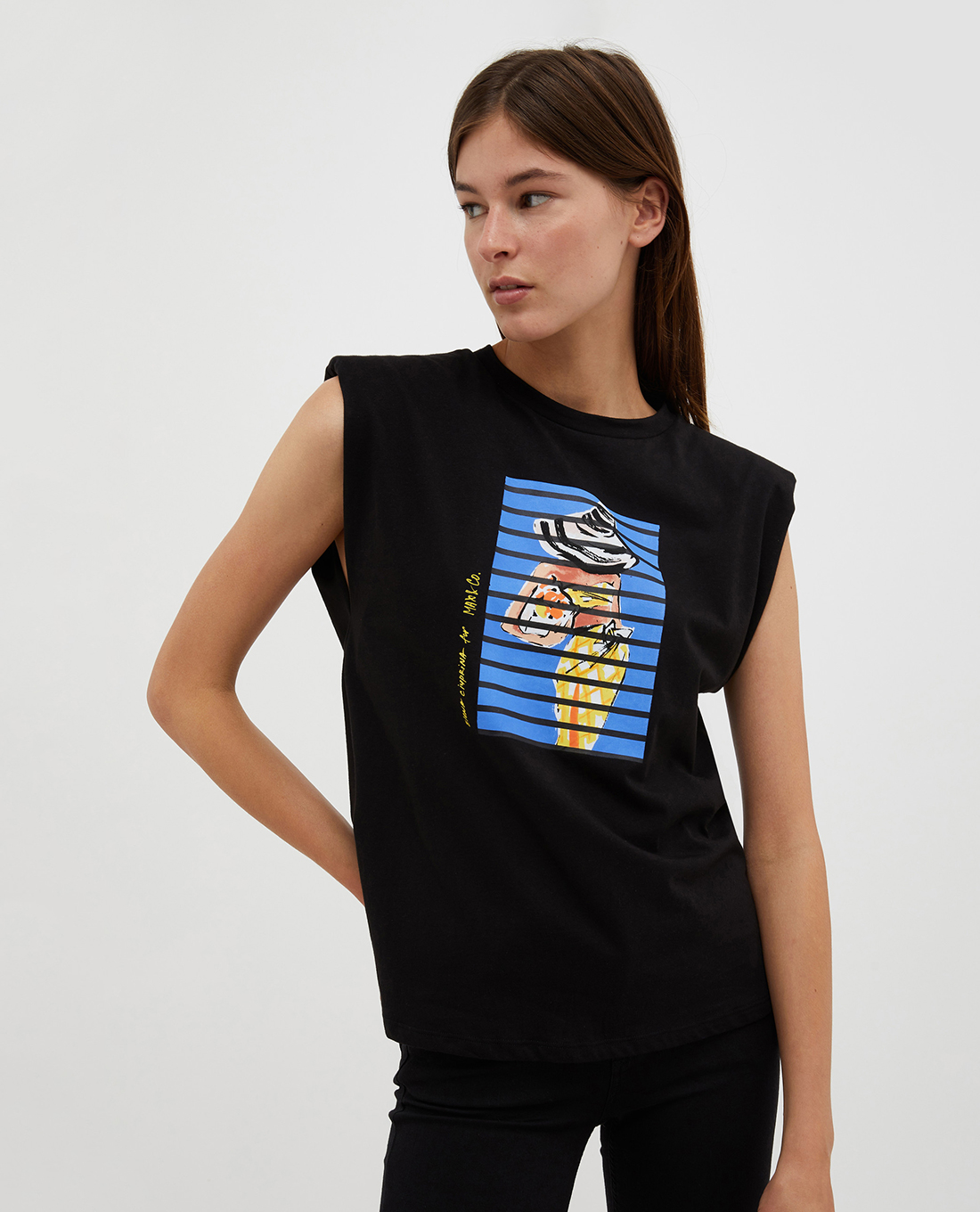 MAX&Co. - Áo sát nách nữ cổ tròn Collage