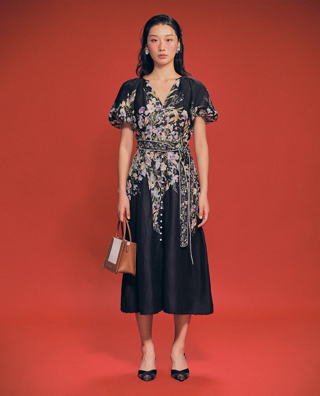 GIGI - Đầm midi cổ V tay ngắn phối thắt lưng thanh lịch