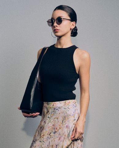  GIGI - Áo sát nách nữ cổ tròn phom ôm nữ tính 