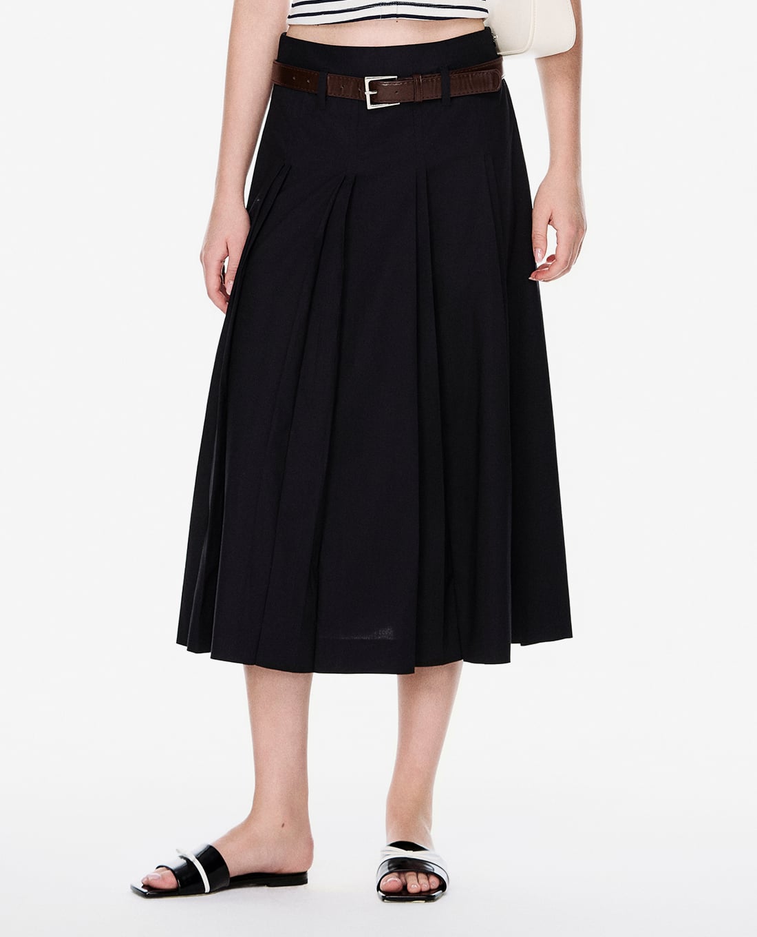 GIGI - Chân váy xếp li midi thanh lịch