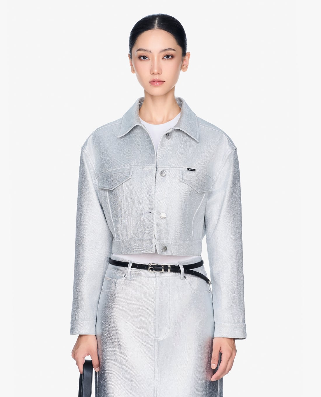 GIGI - Áo khoác croptop nữ cổ bẻ tay dài phối túi nắp trẻ trung