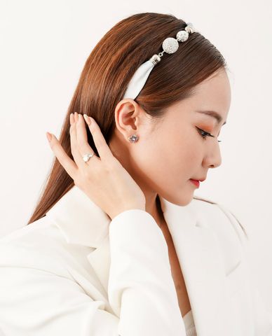  CECI - Băng đô cài tóc nữ phối chi tiết hình cầu đính đá sang trọng 