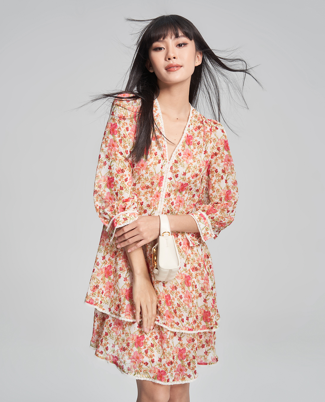 GIGI - Đầm xếp tầng mini tay lỡ in họa tiết hoa xinh xắn