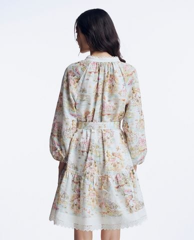  GIGI - Đầm xếp tầng mini cổ V tay dài hoạ tiết phối thắt lưng 