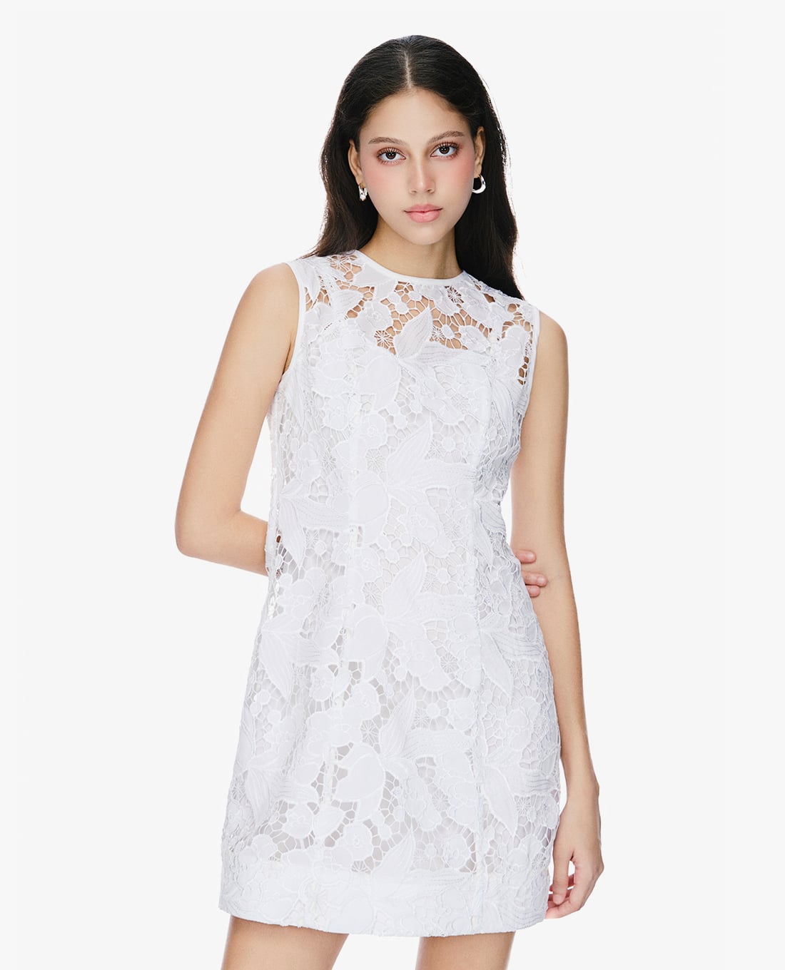 GIGI - Đầm sát nách mini cổ tròn nữ tính