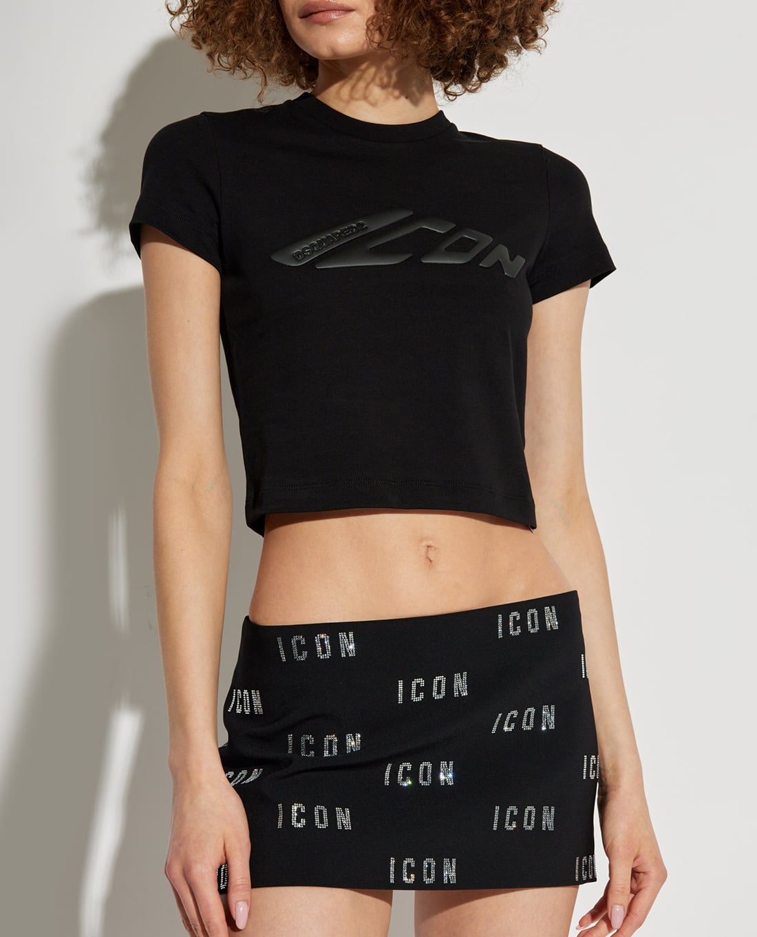 DSQUARED2 - Áo croptop nữ phom ôm tay ngắn