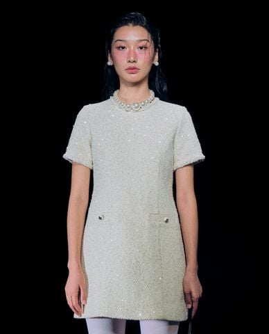  GIGI - Đầm tweed mini cổ tròn tay ngắn phom suông 