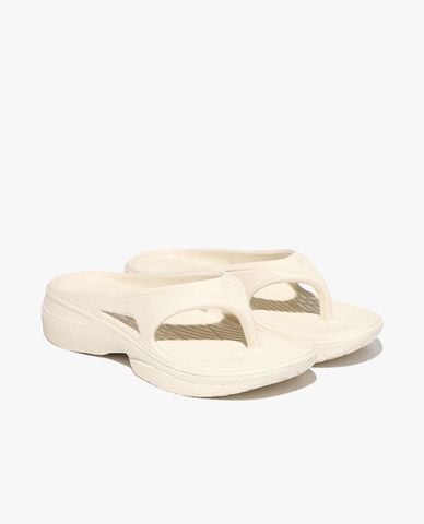  FILA - Dép kẹp unisex mũi tròn Float 