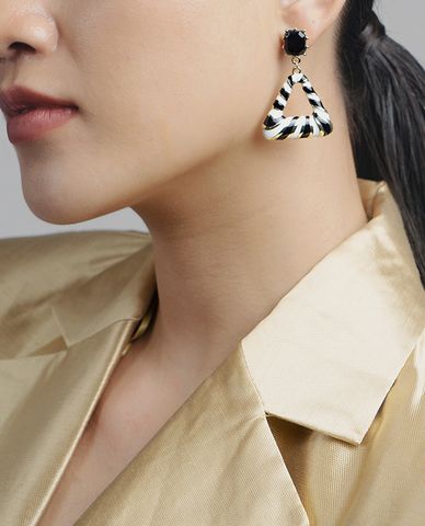  CECI - Khuyên tai nữ khoen tam giác độc đáo 