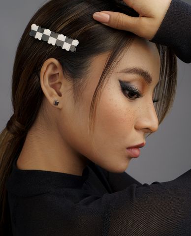  CECI - Kẹp tóc nữ họa tiết ô vuông hiện đại 