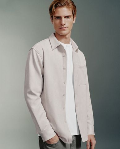  URBAN REVIVO - Áo sơ mi nam cổ bẻ tay dài Bottom Up Loose 