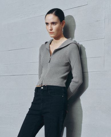  URBAN REVIVO - Áo khoác phối mũ nữ khóa zip hiện đại 