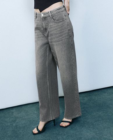  URBAN REVIVO - Quần jeans nữ ống đứng wash bạc hiện đại 