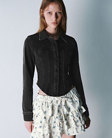  URBAN REVIVO - Áo sơ mi denim nữ cổ bẻ tay dài Button Up 