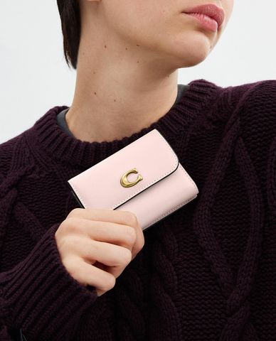  COACH - Ví nữ dáng ngắn nắp gập Essential 