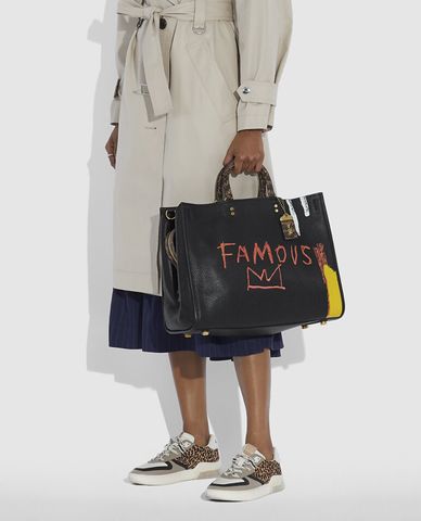  COACH - Túi đeo vai nữ Coach X Jean Michel Basquiat Rogue 39 
