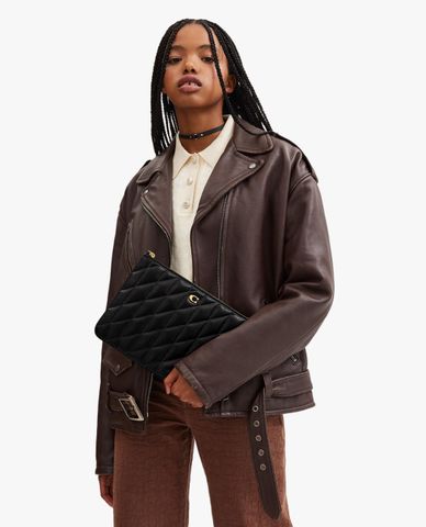  COACH - Túi cầm tay nữ phom chữ nhật phối zip 