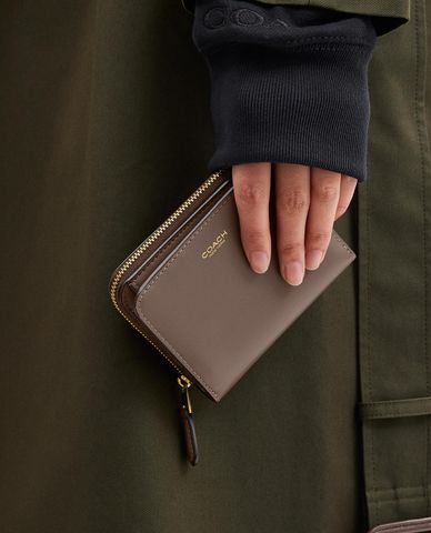  COACH - Ví nữ dáng ngắn dạng gập đôi phối khoá zip 