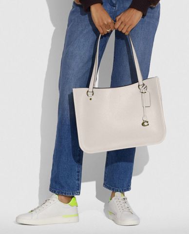  COACH - Túi tote nữ chữ nhật Tyler Carryall 