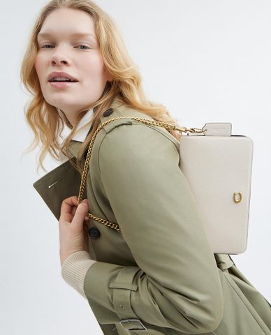 COACH - Túi đeo chéo nữ phom chữ nhật Mila 