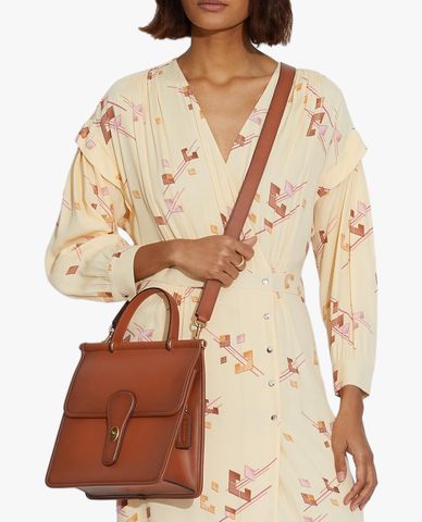 COACH - Túi xách tay nữ dáng vuông thời trang Willis Top Handle 18 