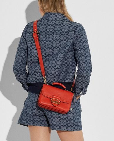  COACH - Túi đeo chéo chữ nhật nắp gập Riley 22 