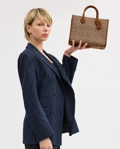  COACH - Túi tote nữ phom chữ nhật Ace 26 In Signature 