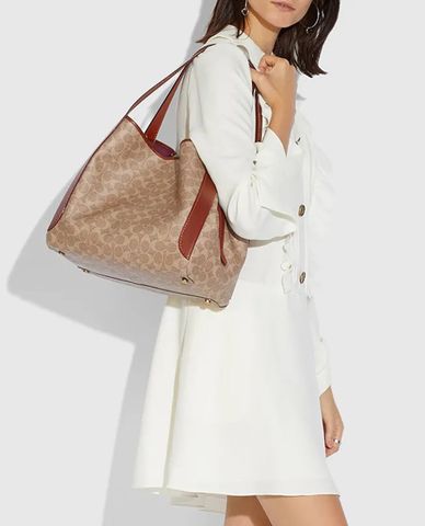  COACH - Túi đeo vai nữ họa tiết logo Hadley Hobo 