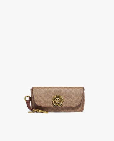 COACH - Hộp đựng kính mát Charm In Signature Canvas 