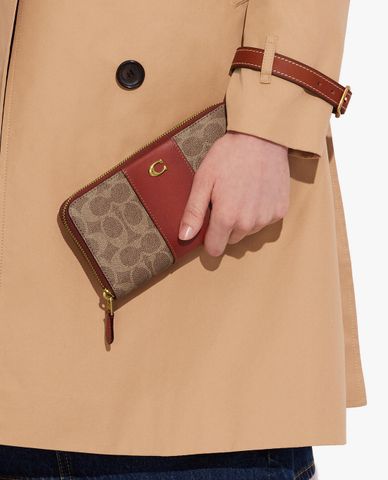  COACH - Ví nữ dáng dài chữ nhật phối zip Accordion 