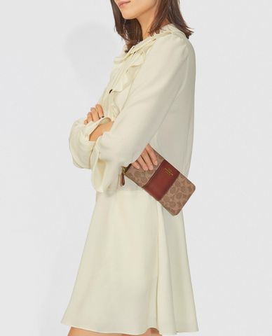  COACH - Ví nữ hình chữ nhật Colorblock Signature Canvas 