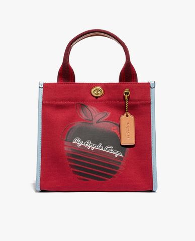  COACH - Túi tote nữ phom vuông 22 With Retro Big Apple 