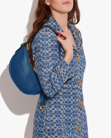  COACH -  Túi đeo vai nữ hình bán nguyệt Luna 