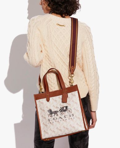  COACH - Túi tote nữ phom vuông Field Horse & Carriage 