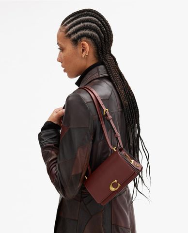  COACH - Túi đeo chéo nữ nắp gập phom chữ nhật Bandit 