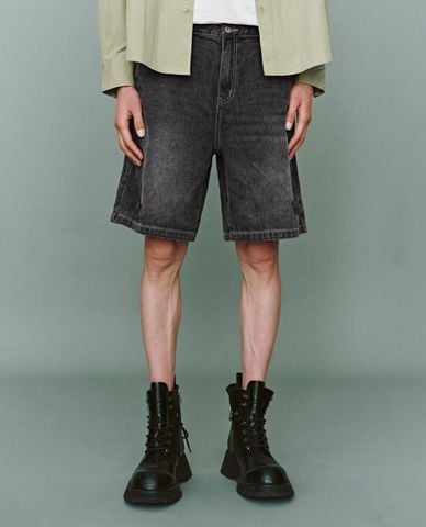  URBAN REVIVO - Quần short jeans nam wash bạc trẻ trung 