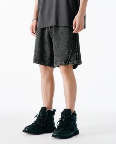  URBAN REVIVO - Quần short nam ngang gối Vogue 