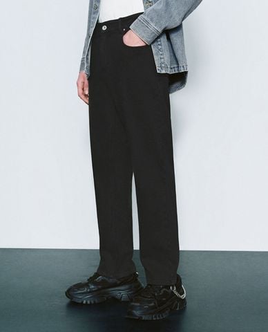  URBAN REVIVO - Quần jeans nam ống đứng năng động 