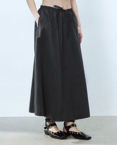  URBAN REVIVO - Chân váy phom suông midi Oversized 