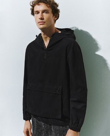  URBAN REVIVO - Áo khoác nam phối mũ khóa zip Loose Overhead 