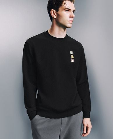  URBAN REVIVO - Áo sweatshirt nam cổ tròn tay dài phom suông 