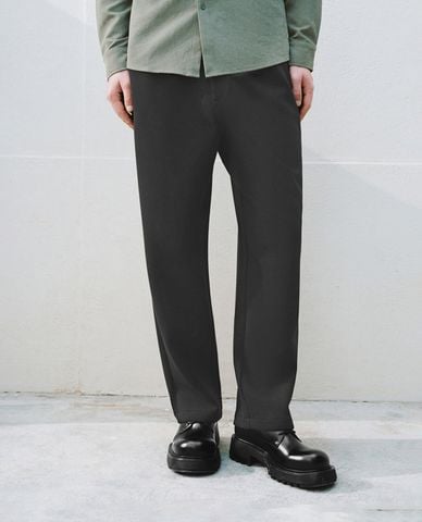  URBAN REVIVO - Quần nam ống đứng lưng thun thời trang 